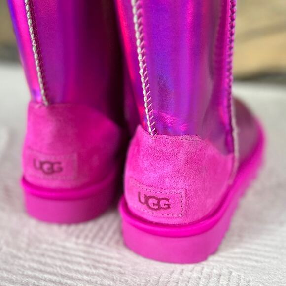 NEW Womens Size 6 UGG Iridescent Pink Classic Short Leather Suede Metallic Boot - Picture 5 of 11